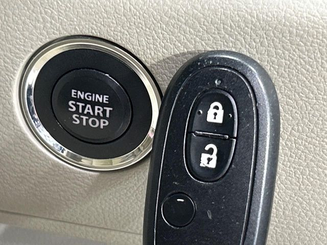 �y�L�[���X�X�^�[�g�V�X�e���z�J�o����|�P�b�g�ɓ��ꂽ�܂܂ł��h�A�̎{���E�������\�ȃX�}�[�g�L�[�𑕔��B�G���W���̃I���E�I�t�����J�M�����o���K�v����������Ƃ��Ă��֗��ł���