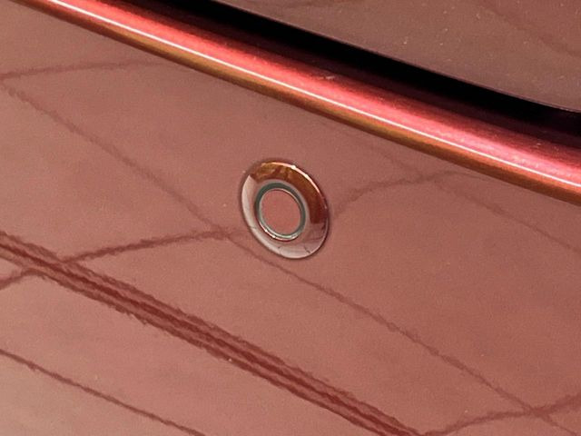 【コーナーセンサー】バンパーに付いたセンサーが障害物を検知!一定の距離に近づくとアラートで教えてくれます♪狭い駐車スペースや車庫入れ時も安心ですね☆