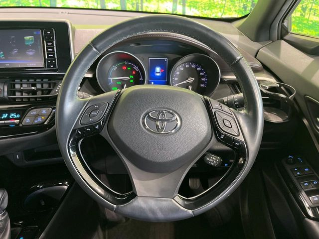 �y�����v�����X�e�A�����O�z�㎿�Ȋv���g�p���邱�ƂŁA��ɂ����������݂ƂĂ��^�]���₷���n���h���ł���