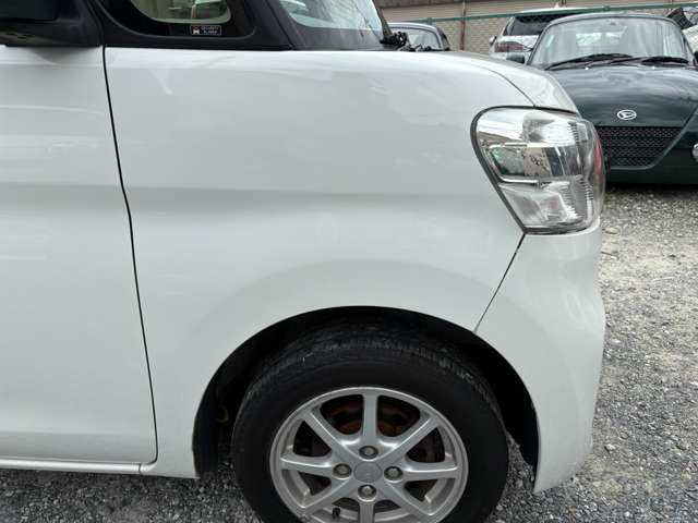 �f�ڎʐ^�ȊO�̎ʐ^���������܂�!���ڂ������ʐ^�������ɎB�蒼�����Ƃ��\�ł��̂ŁA���C�y�ɂ��\���t��������!