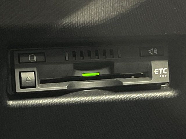 【ETC】高速道路の料金所をストレスなく通過!話題のスポットやサービスエリアに多い「スマートIC」利用時は必須のアイテムです。当店でセットアップを実施、ご納車当日からすぐにご利用いただけます!