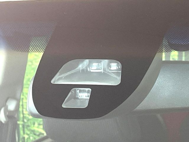 �y�V�e�B�u���[�L�A�N�e�B�u�V�X�e���z�ᑬ���s���ɑO���̎ԗ�����F�����A�Փ˂������Ȏ��͌x��ƃu���[�L�ŏՓˉ���Ɣ�Q�y�����A�V�X�g�B�����S�Ƀh���C�u�����y���݂��������܂��B