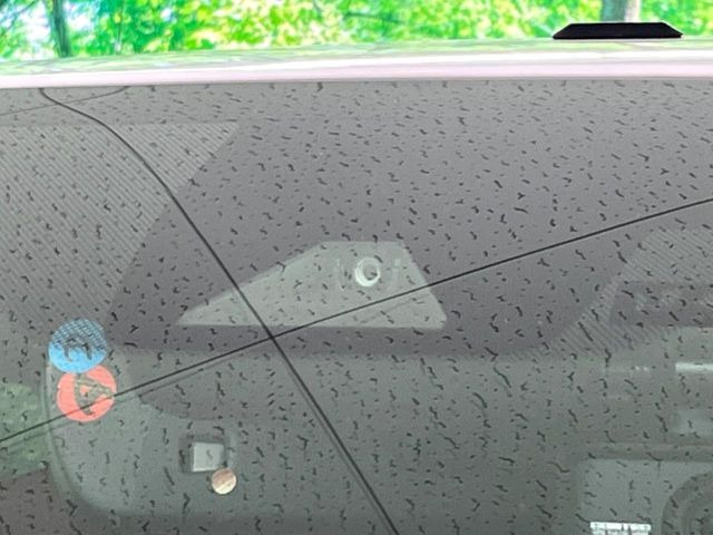 �y�v���N���b�V���Z�[�t�e�B�z�O���̎ԗ��������m���A�Փ˂������Ȏ��͌x��Œ��ӂ𑣂��A�u���[�L�𓥂ޗ͂��T�|�[�g�B�u���[�L�𓥂߂Ȃ������ꍇ�͏Փ˔�Q�y���u���[�L���쓮�A�Փˉ�����T�|�[�g���܂��B