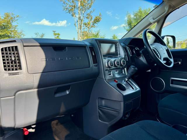 ���X�ł͂��_�񒸂��܂������q�l�Ƀh���C�u���R�[�_�[��K���X�R�[�e�B���O�{�H�ȂǁA���l�i��}���Ă��񋟂����Ē����Ă���܂��B�ڍׂ̓X�^�b�t�܂ł��C�y�ɂ��₢���킹���������܂��B