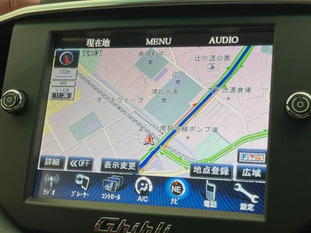 �������i�r:��̊��̂���i�r�́A����������ԓ������o���Ă���܂��BBluetooth�Đ��ȂǃI�[�f�B�I�@�\���[�����Ă���܂��̂ŁA�^�]�����y���߂܂���