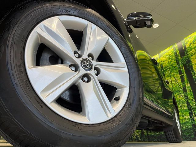 �y����17�C���`�A���~�z�C�[���z�O�ςɃ}�b�`���������A���~�z�C�[���𑕒����Ă���܂��B�e��ЊO�A���~�z�C�[����A�X�^�b�h���X�^�C�����戵�����Ă���܂��B���񂲑��k����������