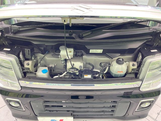 親切・丁寧な専門メカニックスタッフが応対!・車検・点検整備・事故等の修理などアフターサービスも安心。お車のカスタマイズもネクステージのサービススタッフまでご相談ください!