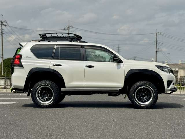 LINEのご登録で画像や動画、詳細なお見積書をお送りできます。お気軽にお問い合わせください。店長・久保のLINE IDになりますので、ご利用くださいませ。ID:@853xfxig