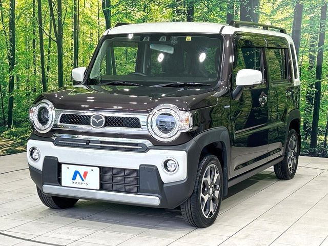 高透明度のガラス皮膜で撥水はもちろん、上質なツヤ・光沢を実現。紫外線や酸性雨から大切な愛車を保護し、色あせ・劣化を防止。「弾スプラッシュコート」、「弾プリミッサコート」からお選びいただけます。