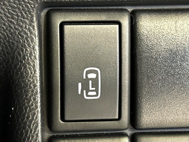 �y�p���[�X���C�h�h�A�z�X�}�[�g�L�[��^�]�Ȃ̃X�C�b�`�ŃX���C�h�h�A�̊J���\���d��������͂����ăh�A���J����K�v�������A���������q�l�ł��A�d���ו��������Ă��鎞�����N�ɊJ���߂ł��܂���