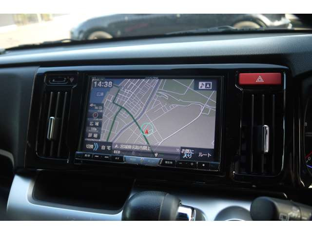 Bluetooth対応で携帯電話も接続可能です