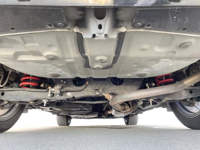 下回りがきれいなうちに、防錆加工の施工がオススメ。降雪地域はもちろん、沿岸部にお住いの方や、趣味でマリン・ウィンタースポーツをされる方にご好評いただいております。