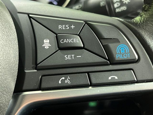 �y�v���p�C���b�g�z�������H�ł̒��������s���y��!!�a�؎��Ə��񑖍s�̃V�[���ŁA�A�N�Z���E�u���[�L�E�X�e�A�����O�������Ő��䂵�A�������^�]�̕��S���y�����Ă���܂���