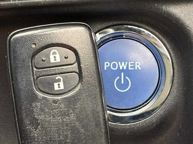 �y�X�}�[�g�L�[�z�J�o����|�P�b�g�ɓ��ꂽ�܂܂ł��h�A�̎{���E�������\�ȃX�}�[�g�L�[�𑕔��B�G���W���̃I���E�I�t�����J�M�����o���K�v����������Ƃ��Ă��֗��ł���