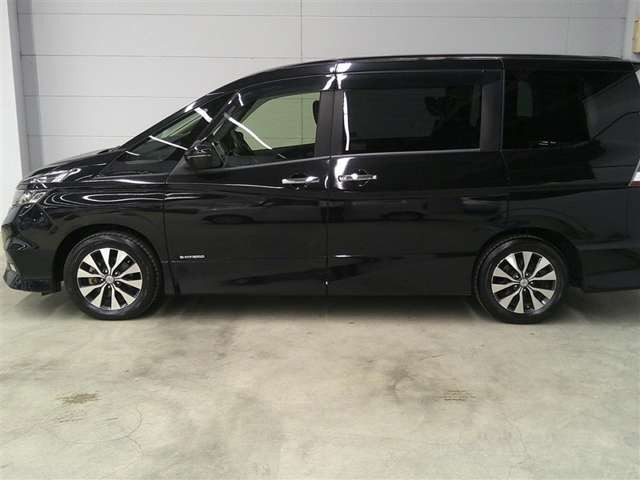 セレナ2.0 ハイウェイスター VセレクションII