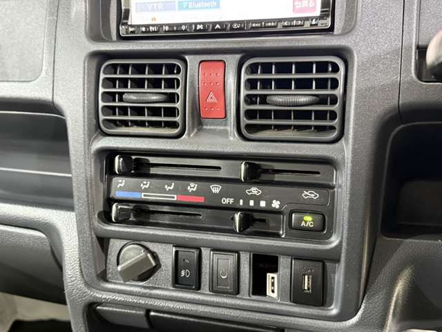 在庫の確認やお見積もり、傷の有無など気になることは何でもご相談下さい!「079-441-7914」フリーダイヤルもこのページに掲載しております!!お電話お待ちしております!!