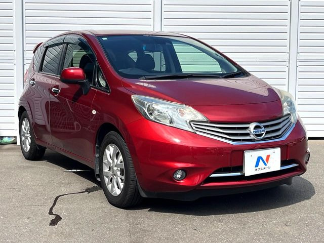 大好評のボディコーティング「弾スプラッシュコート」もご納車までに施工可能。通常のガラスコートと異なる、耐久年数6年の無機質ガラスコーティングが、ボディをキレイな状態に保ってくれます。