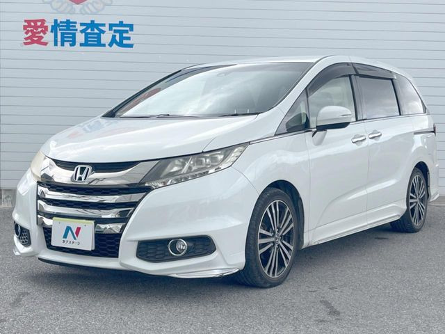 弊社では、全車『修復歴なし』のお車のみ取り扱っております。専任バイヤーによる厳選した仕入れの後、入庫後の車両チェックを行い、ネクステージが認定した高品質な中古車をご提供しております。