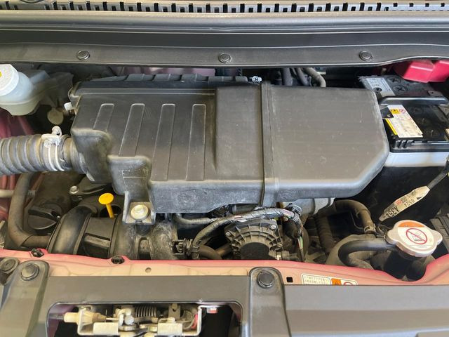 親切・丁寧な専門メカニックスタッフが応対!・車検・点検整備・事故等の修理などアフターサービスも安心。お車のカスタマイズもネクステージのサービススタッフまでご相談ください!