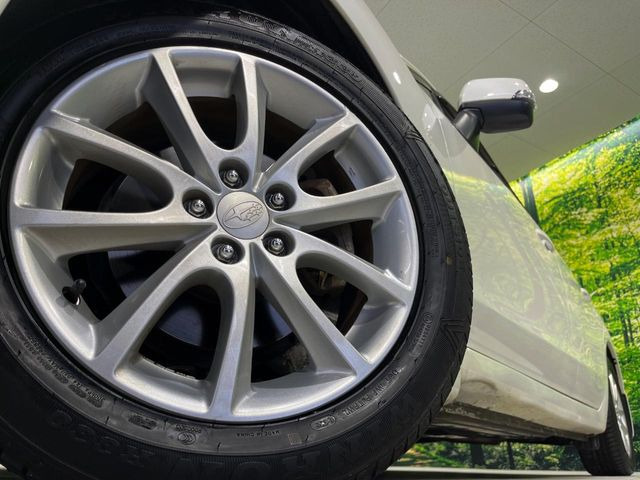 �y����16�C���`�A���~�z�C�[���z�O�ςɃ}�b�`���������A���~�z�C�[���𑕒����Ă���܂��B�e��ЊO�A���~�z�C�[����A�X�^�b�h���X�^�C�����戵�����Ă���܂��B���񂲑��k����������