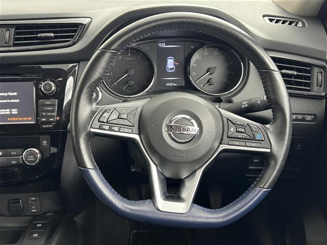 エクストレイル2.0 AUTECH iパッケージ 4WD