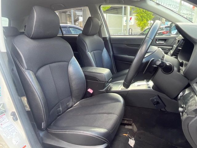 �^�]�Ȃ܂��ɂ͏\���ȃX�y�[�X������A�啿�ȕ��ł��������^�]���Ă�����������ł��B