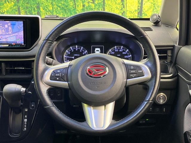 【ステアリングスイッチ】運転中、前方から目線をそらすことなく、オーディオ等の操作が可能な便利機能!安心&快適なドライブを演出してくれます♪