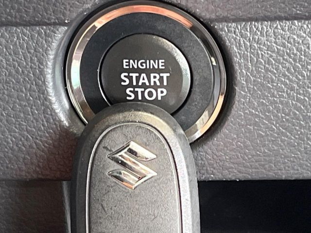 �y�L�[���X�X�^�[�g�V�X�e���z�J�o����|�P�b�g�ɓ��ꂽ�܂܂ł��h�A�̎{���E�������\�ȃX�}�[�g�L�[�𑕔��B�G���W���̃I���E�I�t�����J�M�����o���K�v����������Ƃ��Ă��֗��ł���