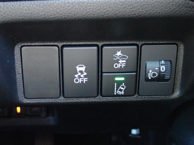 �����h�~�@�\�A�Փˉ���y���u���[�L�t���ŁA�����S�Ƀh���C�u�����y���݂��������܂���