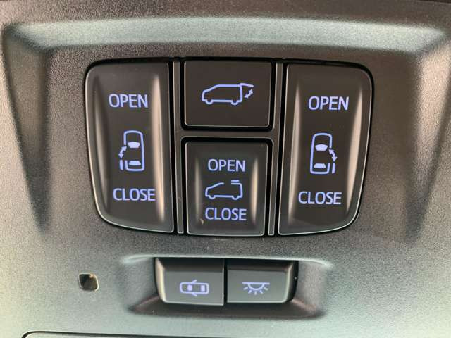 �l�C�̗����d���X���C�h�h�A�t��!�����̕���ו��Ŏ肪�ǂ����Ă����Ԃł������X���C�h�h�A�������J�Ń��N�`���ł�!!