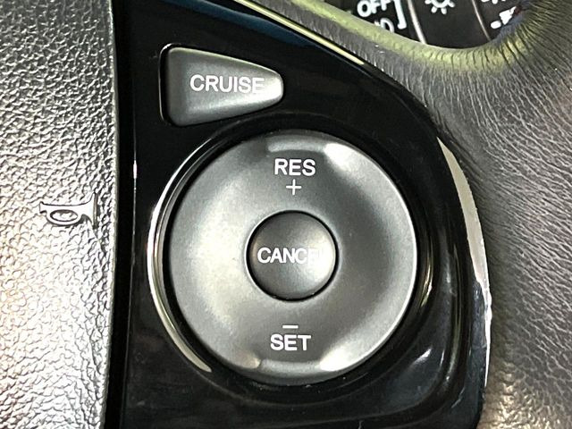 �y�N���[�Y�R���g���[���z�������H�����N���N���s�B�A�N�Z���𗣂��Ă���葬�x�ő��s���ł��A�������^�]���̕��S���y��!�����E�������ȒP�ȃX�C�b�`����Œ����ł��܂��B