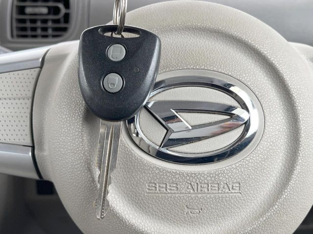 �y�L�[���X�z�������ꂽ�ꏊ����ł��{�^����Ńh�A�̊J���E�{�����ł���̂łƂ��Ă��֗�!�h�A�̌�������ɏ������邱�Ƃ�����܂����