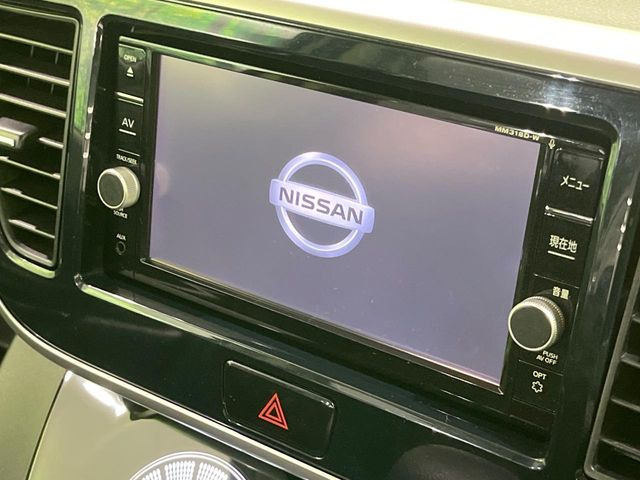 �y�����i�r�z�l�C�̏����i�r�𑕔����Ă���܂��B�i�r�̎g���₷���͂������A�I�[�f�B�I�@�\���[��!�L�����v�◷�s�͂������A�ʋ΂┃�����ȂǕ��i�̃h���C�u���y�����Ȃ�͂���