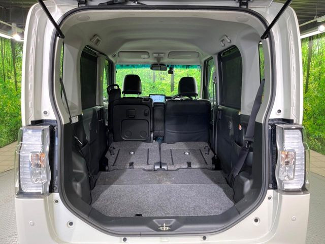 普段のお買い物や通勤、送迎等に十分な荷室スペースを確保しております。セカンドシートを倒すと、大きな荷物の積載も可能です♪