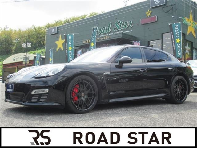 パナメーラ4S PDK 4WD