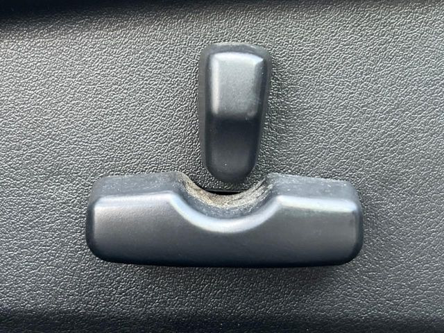 �y�p���[�V�[�g�z�X�C�b�`��ŊȒP�ɃV�[�g�̔��������\!�d��������͂�����܂���!���K�ȃV�[�g�|�W�V�����ɃZ�b�g���āA���K�ȃh���C�u�����y���݂��������B