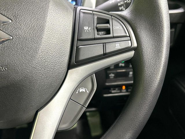 �y�A�_�v�e�B�u�N���[�Y�R���g���[���z�������H�ł̒��������s���y��!!�����ő��x��ۂN���[�Y�R���g���[�����A�Փˌy���V�X�e���ƘA�g���A�O���̎ԗ������m���ĎԊԂ�ۂ悤�ɑ��x���߂��Ă���܂�!!