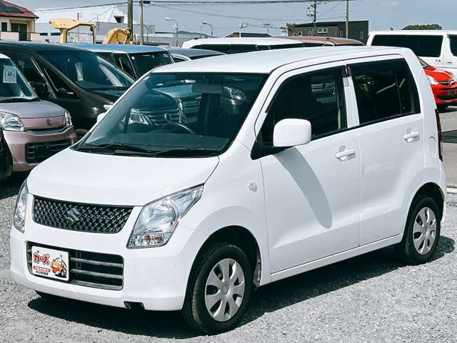 販売実績年間1000台以上!!安心して乗っていただけるお車を小郡市のカーズではご案内いたします!