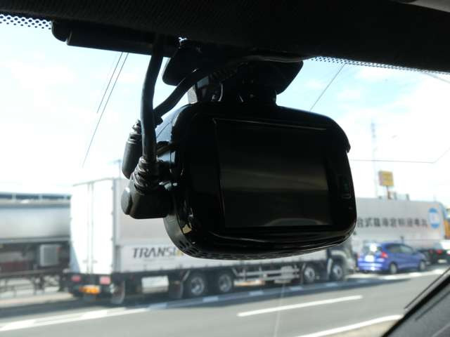 ���ł͕K���i�̃h���C�u���R�[�_�[��������̎��̏؋���!!�O��^�C�v�̎�舵����������܂��􂨋C�y�ɂ����k�������܂���