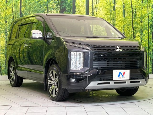 高透明度のガラス皮膜で撥水はもちろん、上質なツヤ・光沢を実現。紫外線や酸性雨から大切な愛車を保護し、色あせ・劣化を防止。「弾スプラッシュコート」、「弾プリミッサコート」からお選びいただけます。