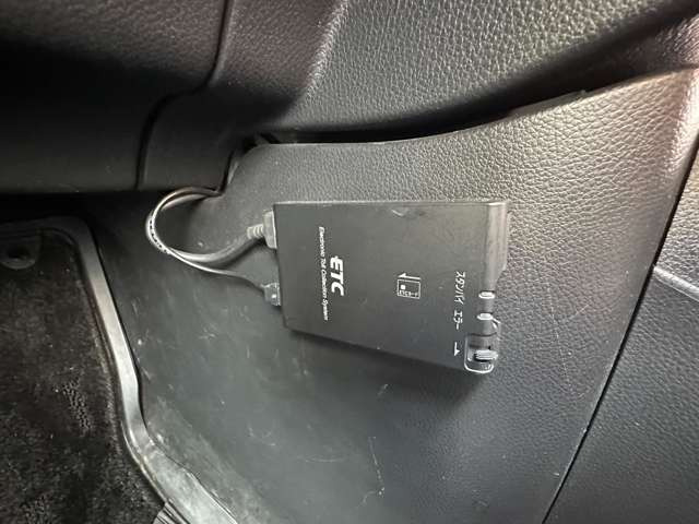 �ׂ��������̎ʐ^�Ȃǂ𑗕t���鎖���\�ł��̂ł��₢���킹������!