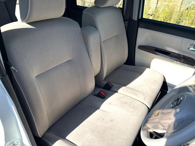 �^�]�ȃV�[�g���͎g�p�������Ȃ��A�ǍD�ȏ�ԂƂȂ��Ă��܂��B���J�Ɏg���Ă������Ƃ��悭�킩��܂��ˁB