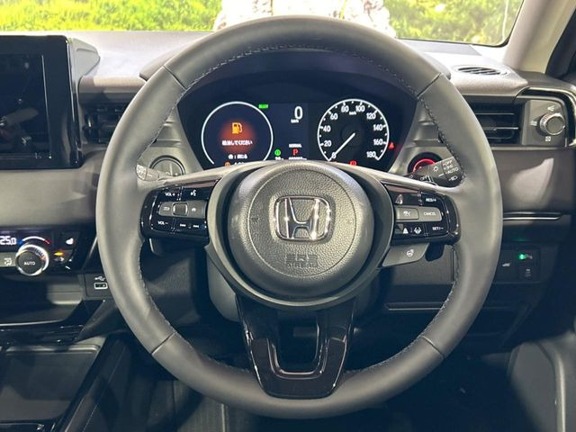 �y�����v�����X�e�A�����O�z�㎿�Ȋv���g�p���邱�ƂŁA��ɂ����������݂ƂĂ��^�]���₷���n���h���ł���