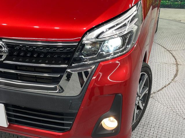 �yLED�w�b�h���C�g�z���V����ԑ��s�����ǍD�Ȏ��E���m�ۂ����S���ĉ^�]�ł��鍂�P�xLED�w�b�h���C�g�𑕔�!�_�����x�������A����d�͂��}�����Ă��܂��B