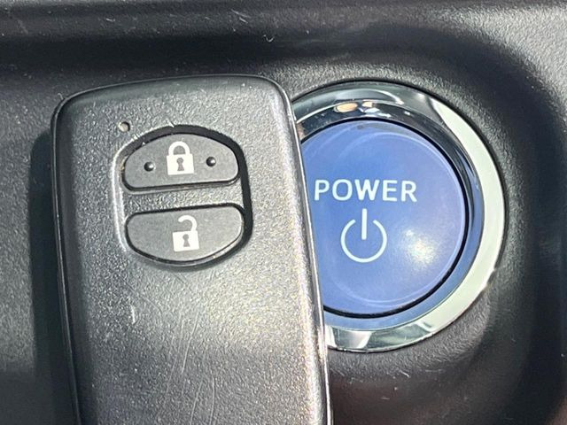 �y�L�[���X�X�^�[�g�V�X�e���z�J�o����|�P�b�g�ɓ��ꂽ�܂܂ł��h�A�̎{���E�������\�ȃX�}�[�g�L�[�𑕔��B�G���W���̃I���E�I�t�����J�M�����o���K�v����������Ƃ��Ă��֗��ł���