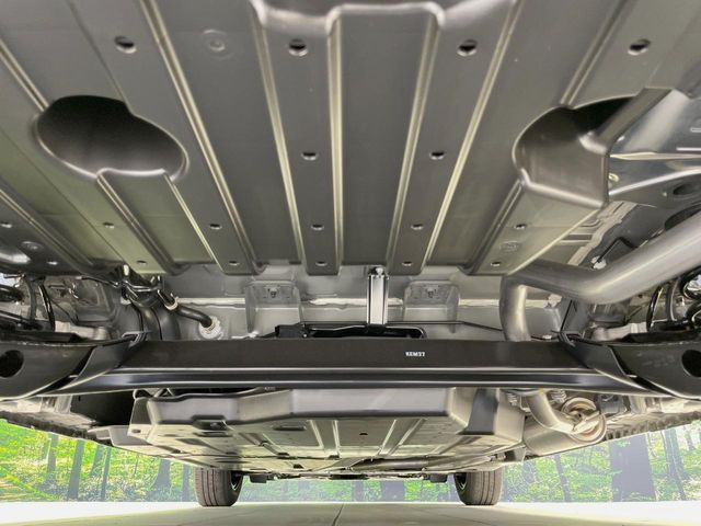 下回りがきれいなうちに、防錆加工の施工がオススメ。降雪地域はもちろん、沿岸部にお住いの方や、趣味でマリン・ウィンタースポーツをされる方にご好評いただいております。