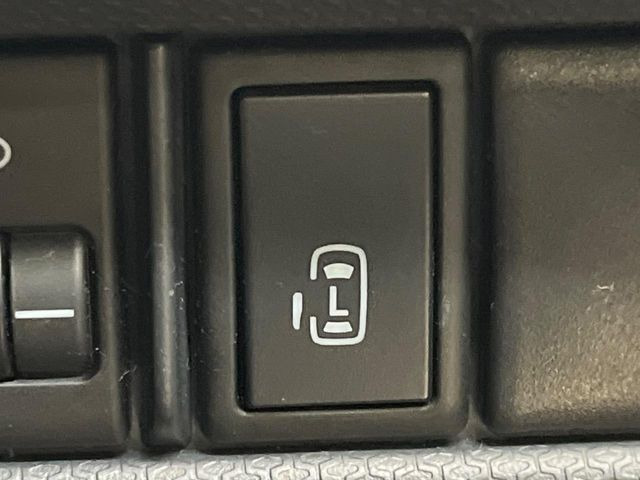 �y�p���[�X���C�h�h�A�z�X�}�[�g�L�[��^�]�Ȃ̃X�C�b�`�ŃX���C�h�h�A�̊J���\���d��������͂����ăh�A���J����K�v�������A���������q�l�ł��A�d���ו��������Ă��鎞�����N�ɊJ���߂ł��܂���