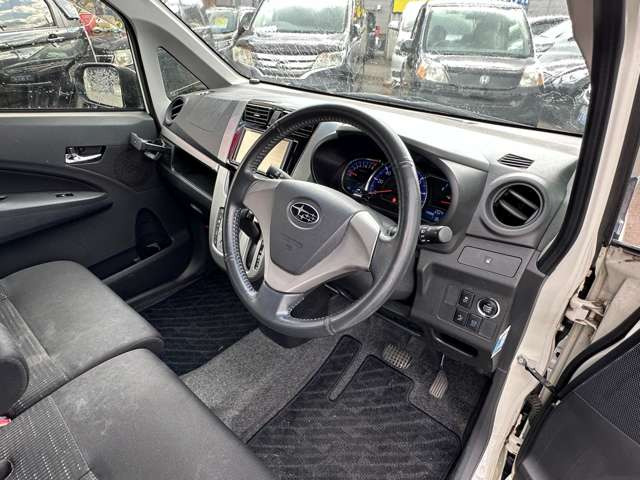 �i�r�������A�[���������y�E�f���������y���݂��������B