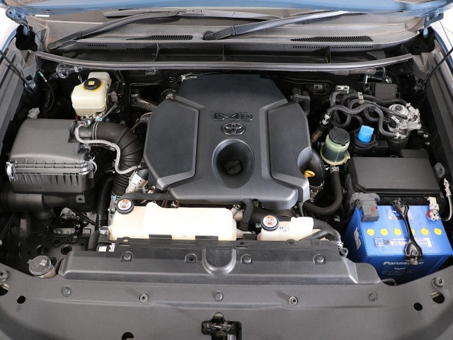 ランドクルーザープラド2.8 TX ディーゼル 4WD