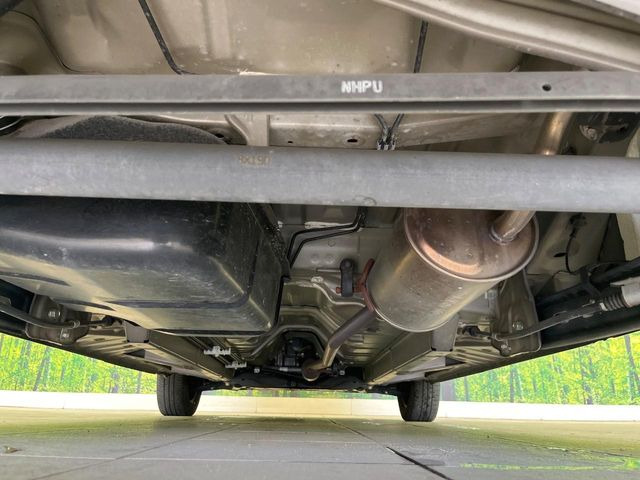 下回りがきれいなうちに、防錆加工の施工がオススメ。降雪地域はもちろん、沿岸部にお住いの方や、趣味でマリン・ウィンタースポーツをされる方に大変好評いただいております。